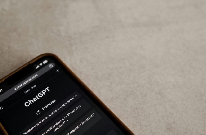 Is Grok Better Than ChatGPT